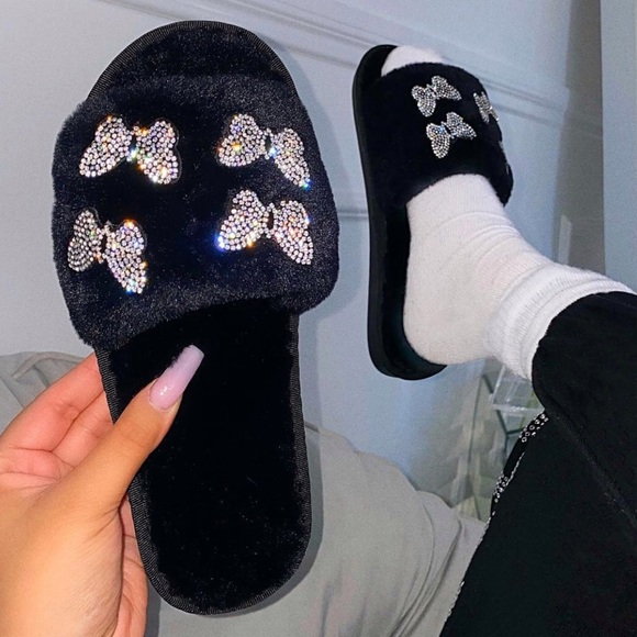 Shoes - NEW Butterflies Slippers- in Black